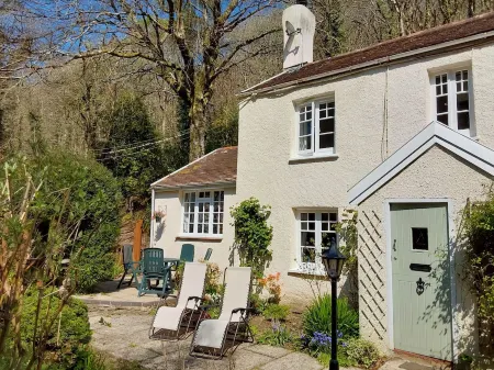 Cottage by the East Lyn River in the heart of Exmoor National Park near Lynmouth