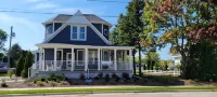 Sapphire Star in the heart of Sturgeon Bay - Door County WI