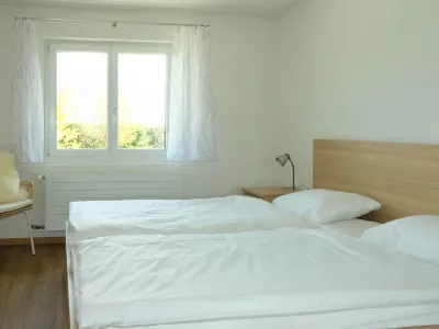 Luna Hotels near Town of Spiez