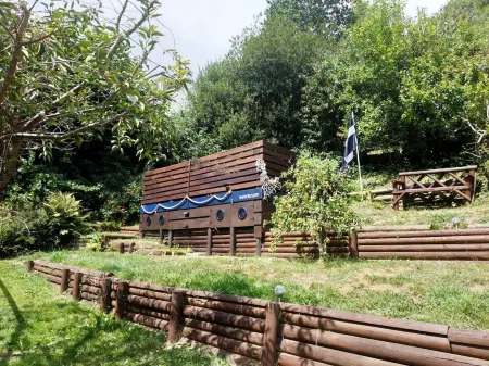 Dog friendly detached Nancecliff Cottage-enclosed garden & ocean view-Cornwall