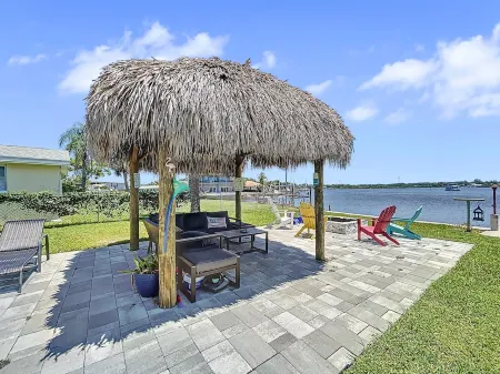 Paradise on the Bayou