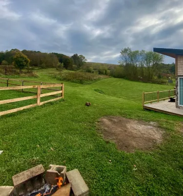 The StarGazer farm Stay 20 mins from hocking hill w/ fast internet