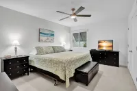 Coastal Cottage-Steps to Siesta Key Beach