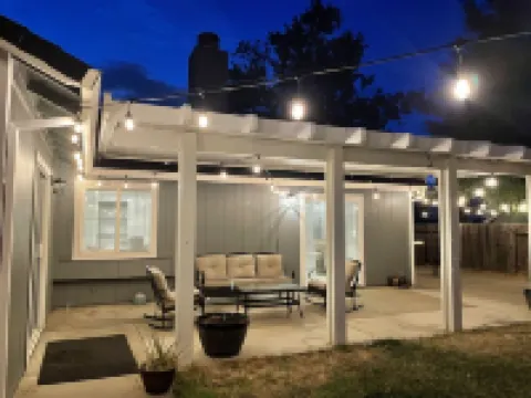 Eden Retreat - Rest & Relax with a Soothing Spa! 3King, 1Queen & 1 Airbed