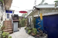 Artistic Haven in Hollywood with Pool, Hot Tub, Cabana, and Garden