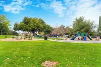 Santa Clara 5Br Home /Spacious backyard /Westfield