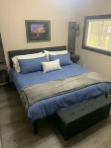 Peaceful Chalet 1 Bdrm King A/C