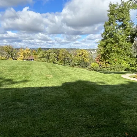 Newly Updated Modern, Spacious, and Cozy Condo- Right on the Lake!