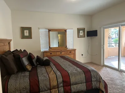 Mesquite Treat / 3 Bedroom-2Bath / Location, Location, Location
