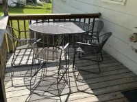 Cute Little Whole House For Rent<br>Franklin’s Lodge Hotels in Logan County