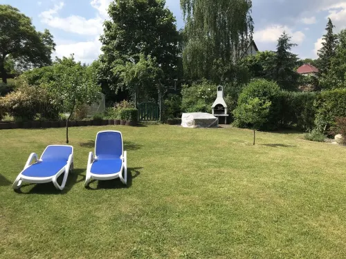 Ferienhaus "stück - Davon " Nr. 2 - Ruhig, Garten, Grillplatz, See, Schorfheide