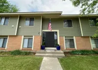28 North Extended Stay Suites!! Pickleball, Hot Tubs and Game Room + Pool Tables
