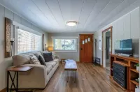 Trail House on the Parkway Các khách sạn ở Pineola