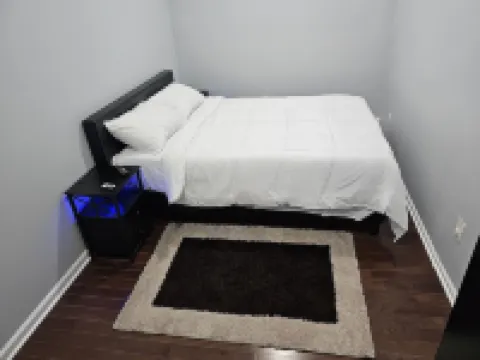 Grandiosely Pleasant Suite 2 Hotels in Hempstead