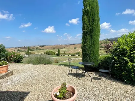 Beautiful Villa With Panoramic Views near San Gimignano