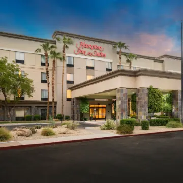 Hampton Inn & Suites Phoenix North/Happy Valley Hotels near Deer Valley