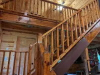 Wildlife Cabin! Spring-fed Ponds! Apple Orchard!