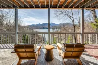 Lakeside Serenity• Mnt Views• Decks• Foosball Hotels in Lake Lure