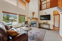 Your Lake Pend Orielle Get Away, beautiful waterfront home with private dock