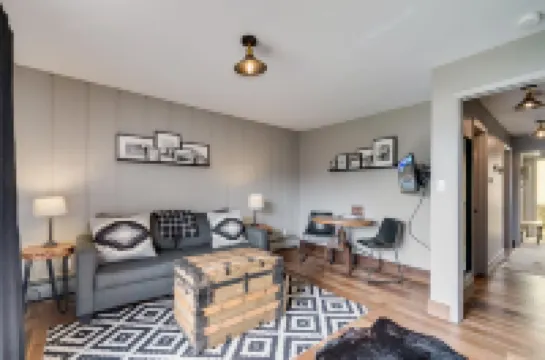 Lakeside One-Bedroom with Balcony/Views! Close to Keystone.