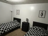 Discover Jacksonville charm, just a quick 6-min drive to the mall