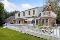 *The Retreat* Great for Families/Groups, Casino, & Golfing.