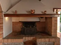 Farmhouse in the greenery of the Tuscany countryside with private pool and view ムルロのホテル