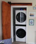 2BR 1.5BA Top Floor Condo with Tesla/EV Charger Brigantine