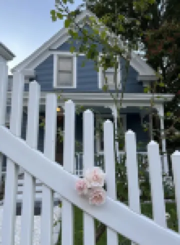 The Secret Mermaid in downtown Mystic! Beautiful & just remodeled!