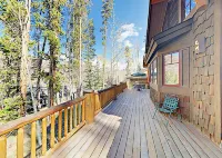 Spacious Secluded Luxury Home 5 minutes from Vail Mountain