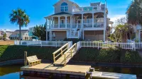 BEAUTIFUL OCEAN ISLE BEACH 7 BEDROOM  CANAL HOME
