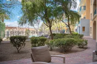 Pool-side 2 Bedroom Viera condo! Hotels in Lake Las Vegas