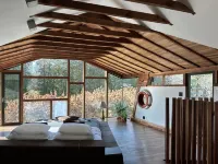 Woodstock historic artist estate - The Pond House