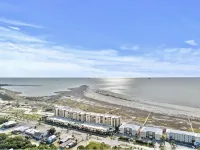 Luxury GulfFront Penthouse! Resort Amenities!