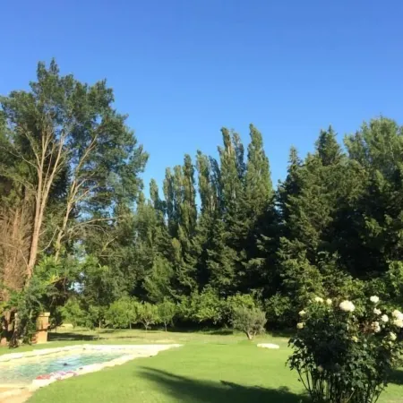 In the countryside of AVIGNON, with pool, bikes, AC