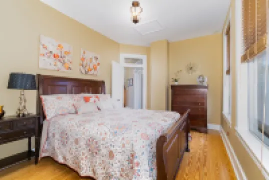 Perfect Location:  Historic Downtown  Guesthouse