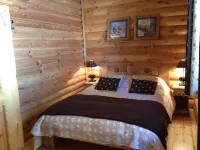 authentic Scandinavian log cabin Hoteles en Le Dévoluy