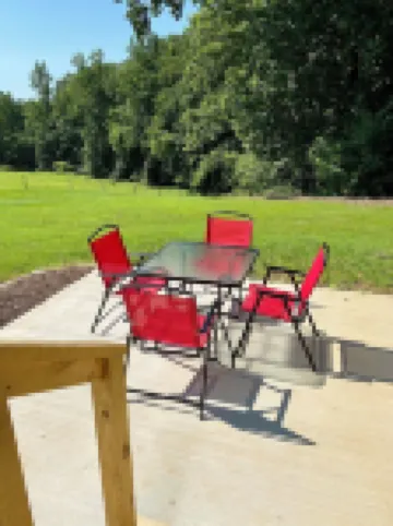 Entire home, quiet pastoral setting, 2 miles from Liberty University Campus