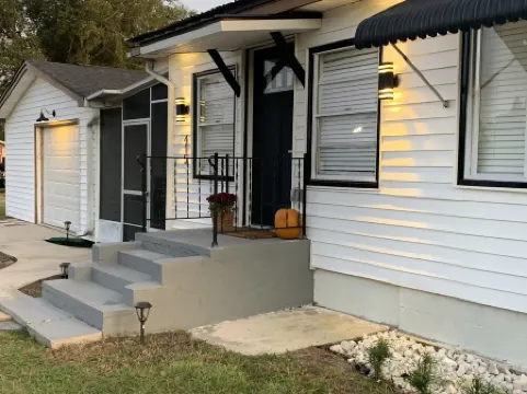 Comfy Studio Near Big House, Tavares and Mt Dora  Fish, Shop, Art, Music