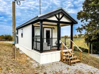 The Holiday Armadillo • AR Tiny House - 3-Star
