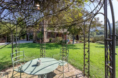 Frantoio home with pool and Jacuzzi in the Fontanaro estate