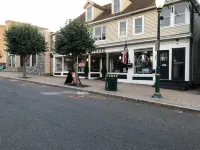 Fun Downtown Location 2nd flr Hotels in Southington