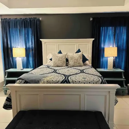 Cozy stay in Mission - With Pool & Patio