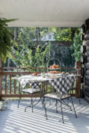 Log Cabin~Hot Tub-~Walk To Town~on Appalachian Trail~wi-fi~ Hotels in Hot Springs