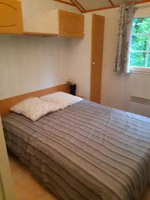 Chalet Proche D'un Lac Idéalement Situé Pour Découvrir la Corrèze et la Dordogne