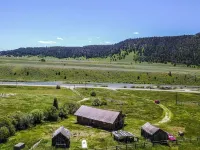Montana Hideaway on the Madison River