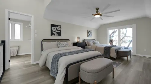 Edgewater Escape Hotels in Harbor Hills