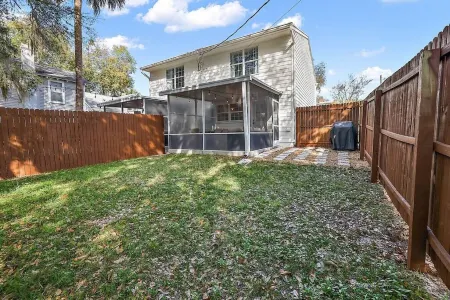 Closest Stay to Downtown Mt Dora - Renovated - Walk Everywhere - 5-Star Reviews