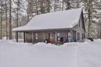 Northwoods Trailside Getaway