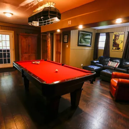 Special…rent 2 nights get the 3rd night…FREE!